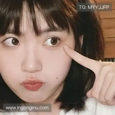 倪影